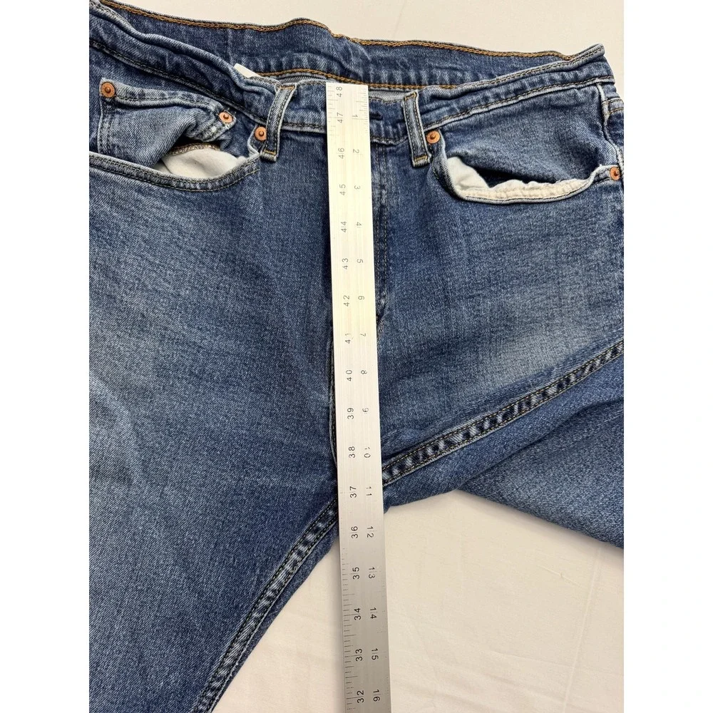 Levi's 505 Jeans Mens 34x30 Blue‎ Medium Wash Regular Straight Distressed Denim